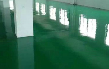 環(huán)氧地坪漆施工后平整度不夠高的原因是什么？